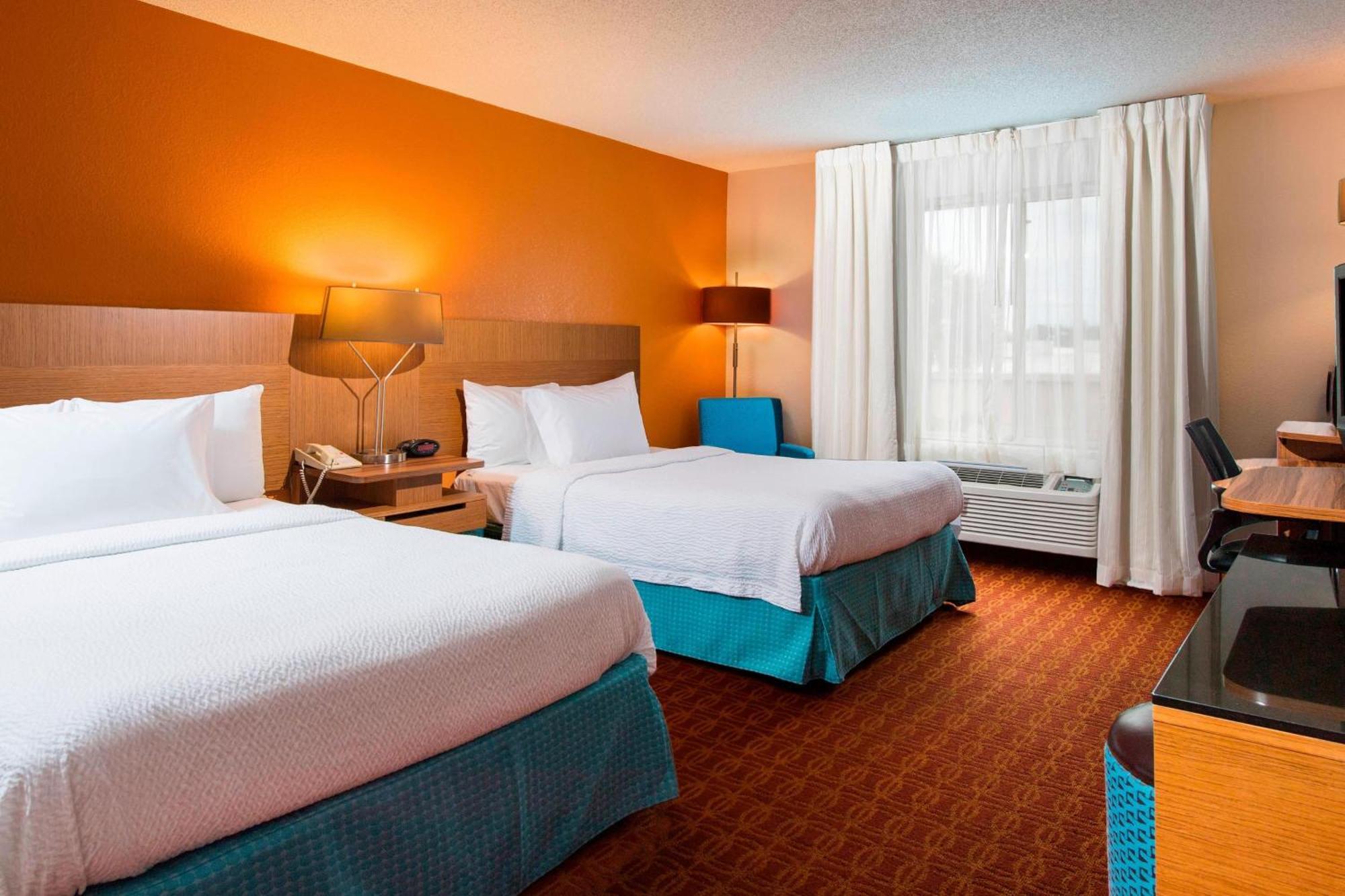 Fairfield Inn & Suites By Marriott Fort Myers Cape Coral Cypress Lake Kültér fotó