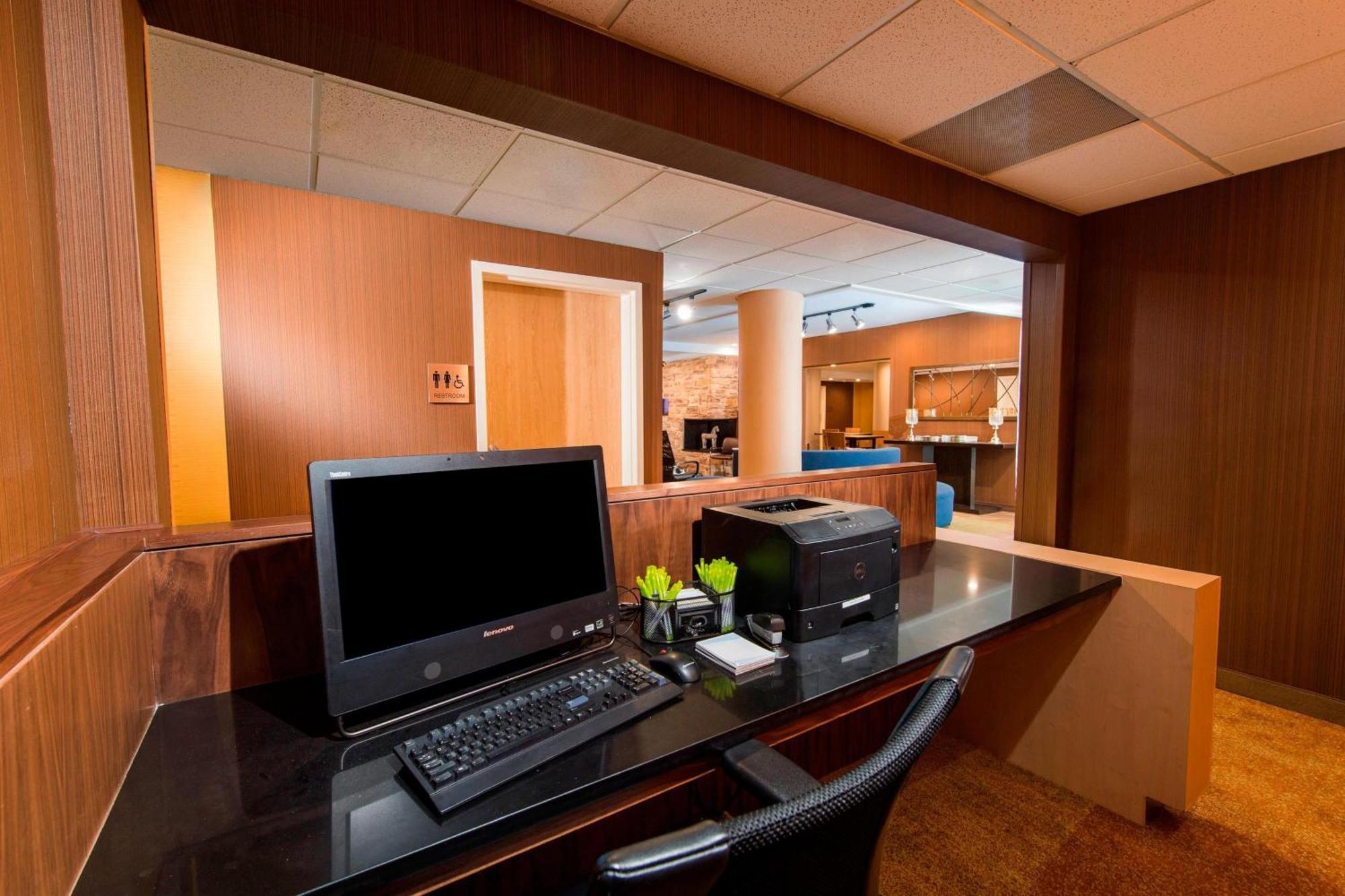 Fairfield Inn & Suites By Marriott Fort Myers Cape Coral Cypress Lake Kültér fotó